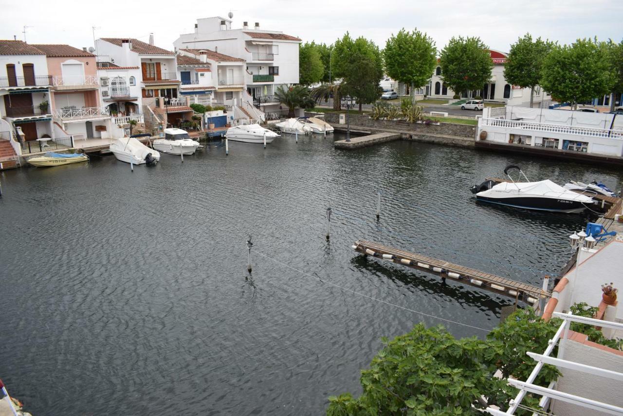 Apartamento Con Bonitas Vistas Al Canal Ref 337 Empuriabrava Exteriör bild